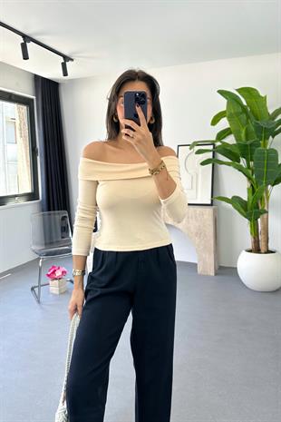 Velvet Ekru Madonna Yaka Bluz