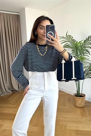 Lacivert Beyaz Çizgili Bisiklet Yaka Sweatshirt