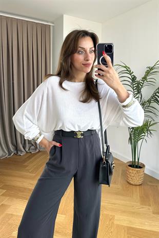 Kırık Beyaz Kayık Yaka Bluz