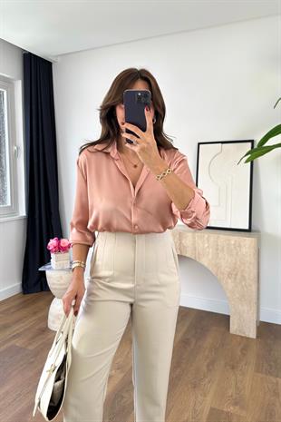 More Yavruağzı Saten Gömlek