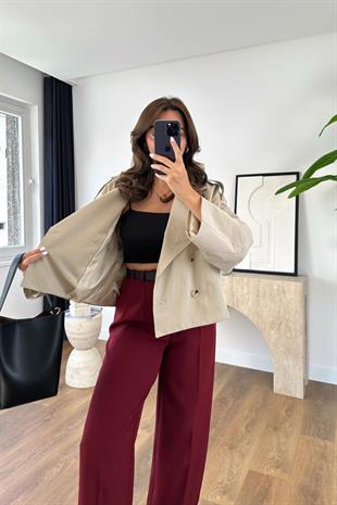 Loisa Koyu Bej Düğme Detaylı Kısa Trençkot