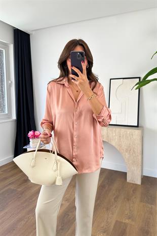 More Yavruağzı Saten Gömlek