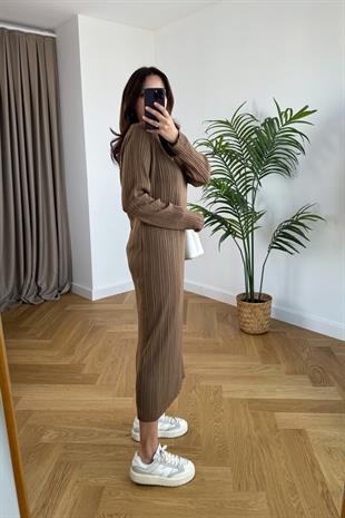 Camel Bisiklet Yaka Triko Elbise