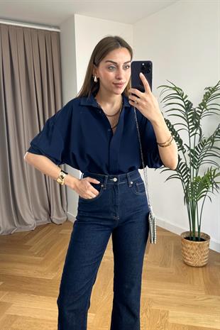 Zumta Lacivert Gizli Düğme Detaylı Gömlek