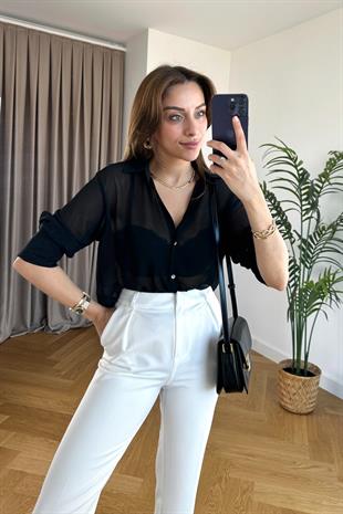 Yonne Siyah V Düğmeli Gömlek