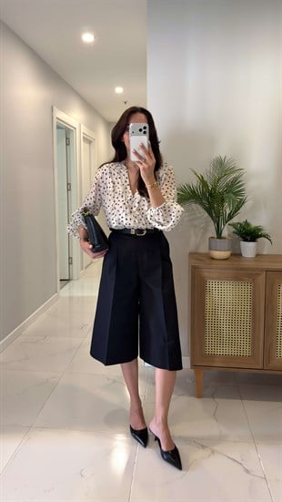 Alensy Siyah Bermuda Şort