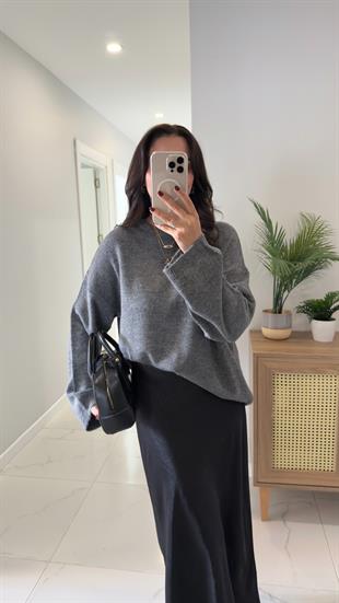 Alin Antrasit Geniş Kol Detaylı Triko