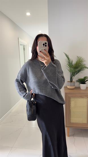 Alin Antrasit Geniş Kol Detaylı Triko