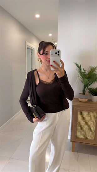 Anna Kahve Kendinden Atletli Bluz