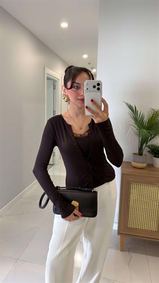 Anna Kahve Kendinden Atletli Bluz