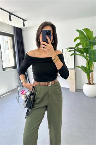 Velvet Siyah Madonna Yaka Bluz