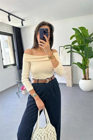 Velvet Ekru Madonna Yaka Bluz