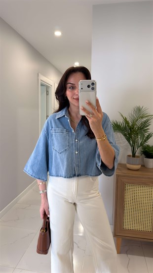 Bedirra Mavi Cep Detaylı Crop Denim Gömlek