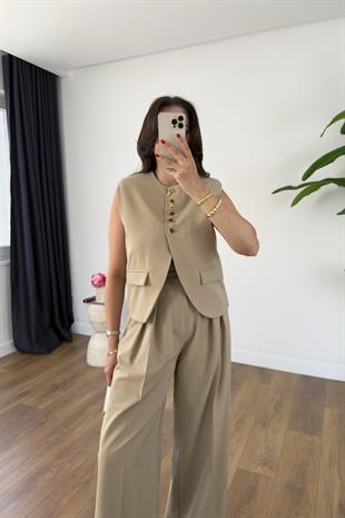 Belna Camel Düğmeli Kapak Cep Detaylı Yelek Pantolon Takım