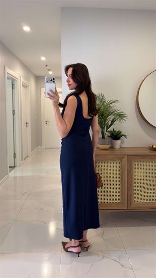 Bista Lacivert Drape Detaylı Yırtmaçlı Elbise