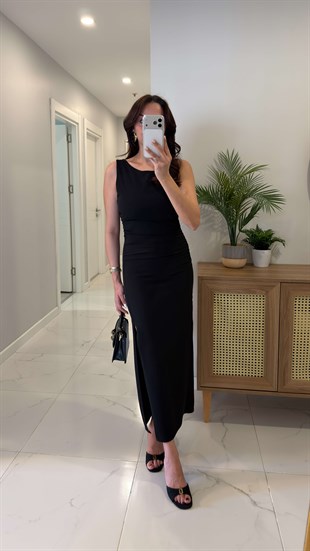 Bista Siyah Drape Detaylı Yırtmaçlı Elbise