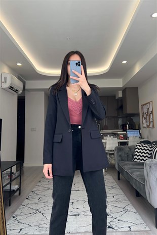 Siyah Tek Düğmeli Blazer