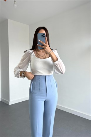 Beyaz Kare Yaka Kolları Tül Bluz