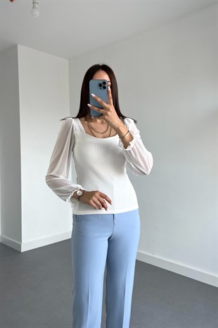 Beyaz Kare Yaka Kolları Tül Bluz