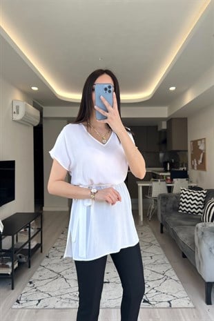 Beyaz Kuşaklı V Yaka Bluz