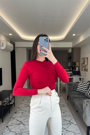 Kırmızı Büzgülü Bodysuit
