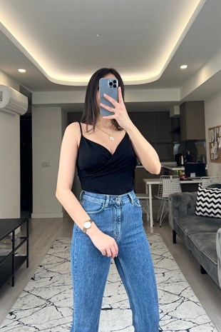 Siyah Askılı Bodyusit
