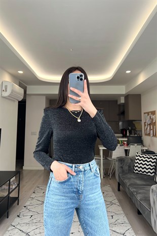 Siyah Simli Vatkalı Bluz