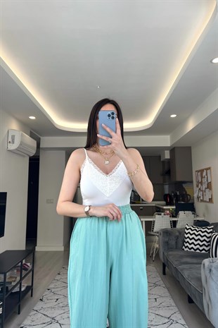 Beyaz Dantel Detay Bodysuit