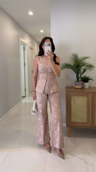 Bonwi Gül Kurusu Çiçek Desenli Yelen Pantolon Takım
