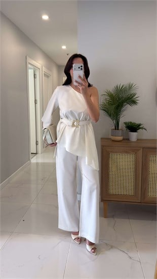 Bovem Ekru Kemerli Asimetrik Bluz Pantolon Takım