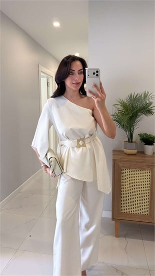Bovem Ekru Kemerli Asimetrik Bluz Pantolon Takım