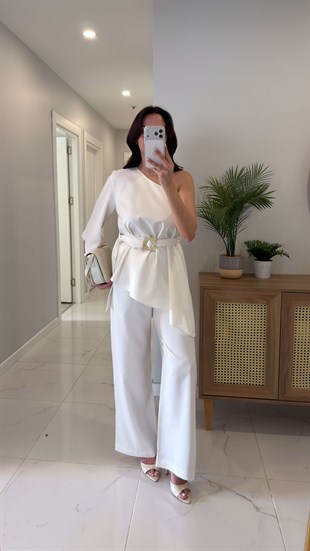Bovem Ekru Kemerli Asimetrik Bluz Pantolon Takım