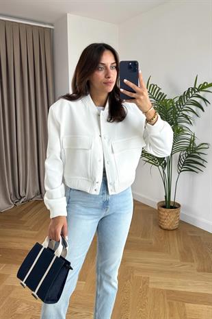 Ekru Geniş Cepli Bomber Ceket