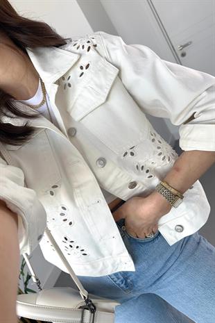 Kırık Beyaz Fisto Detaylı Denim Ceket