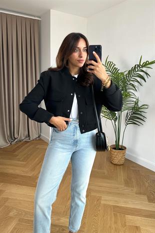 Siyah Geniş Cepli Bomber Ceket