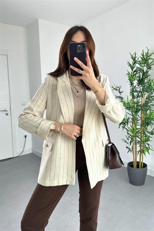 Ekru Kahverengi Çizgi Detaylı Omuzları Vatkalı Blazer Ceket