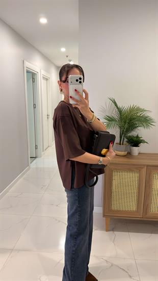Chesica Kahve Modal Basic Tişört