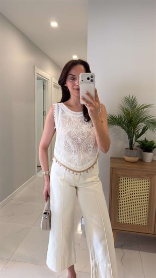 Conned Ekru İşleme Detaylı Bluz