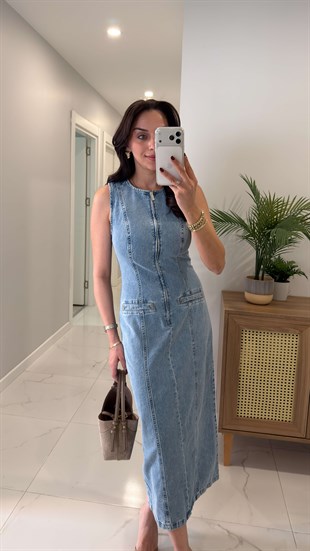 Costersa Mavi Arkası Yırtmaçlı Kolsuz Denim Elbise
