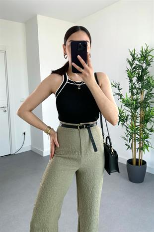 Siyah İnce Çizgi Detaylı Kontrast Atlet