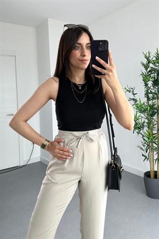 Str Siyah Fitilli Halter Yaka Atlet