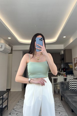Yeşil İp Askılı Örme Crop