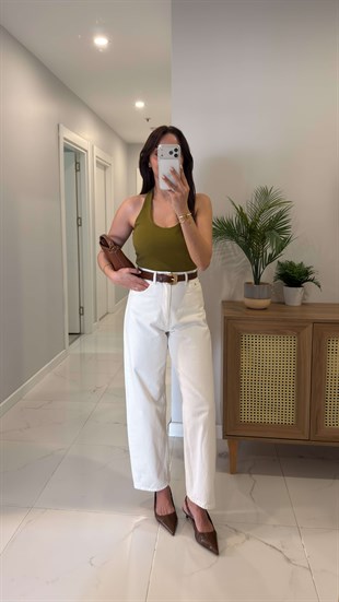 CS Dinna Beyaz Mom Jean