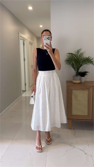 Custe Beyaz İşleme Detaylı Astarlı Etek