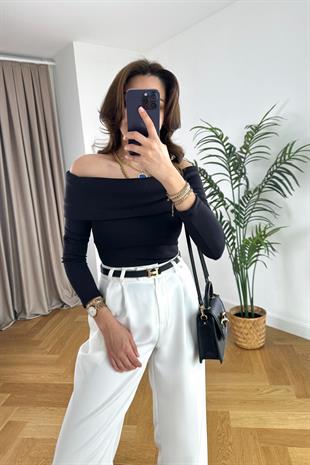 Leyly Siyah Madonna Yaka Bodysuit
