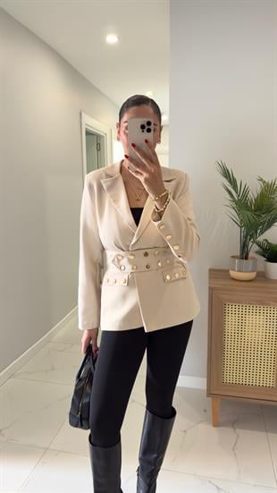Desla Bej Çıtçıt Detaylı Kuşaklı Blazer Ceket