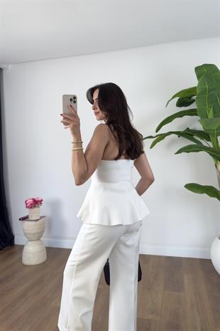 Dilvin Giga Beyaz Halter Yaka Peplum Triko Bluz
