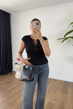 Dilvin Noi Siyah Düğmeli Kısa Kol Bluz