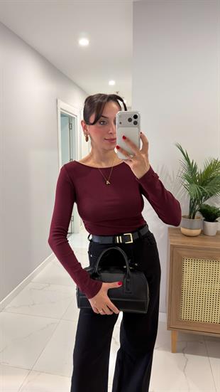 Dilvin Rebeca Bordo Büzgülü Kayık Yaka Bluz