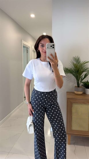 Diose Beyaz Yanları Pileli Tişört